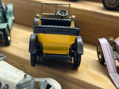 LOT 131: Vintage Lesney "Models of Yesteryear" - 1911 Ford Model T, 1909 Opel Coupe, 1910 Benz Limousine, 1913 Cadillac 1907...