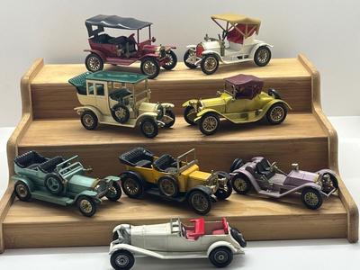 LOT 131: Vintage Lesney "Models of Yesteryear" - 1911 Ford Model T, 1909 Opel Coupe, 1910 Benz Limousine, 1913 Cadillac 1907...
