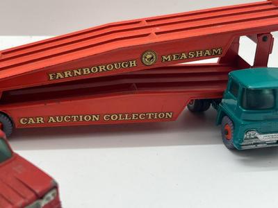 LOT 140: Vintage Lesney Matchbox King Size Vehicles - Ford Tractor, Transporter and Articulated Horse Van