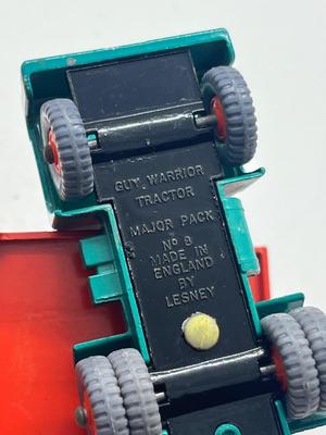 LOT 140: Vintage Lesney Matchbox King Size Vehicles - Ford Tractor, Transporter and Articulated Horse Van