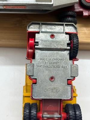 LOT 143: Vintage Lesney Matchbox King Size Vehicles - Claas Combine Harvester, Fruehauf Hopper and More
