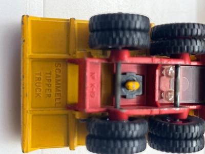 LOT 143: Vintage Lesney Matchbox King Size Vehicles - Claas Combine Harvester, Fruehauf Hopper and More