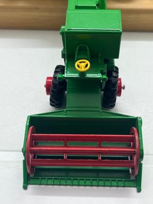 LOT 143: Vintage Lesney Matchbox King Size Vehicles - Claas Combine Harvester, Fruehauf Hopper and More