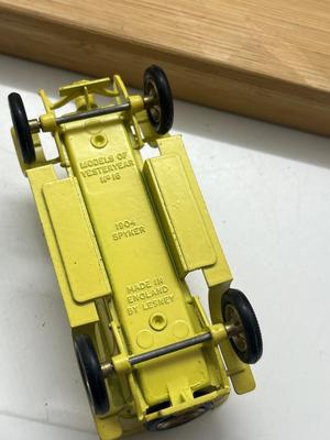 LOT 145: Vintage Lesney "Models of Yesteryear" - 1911 Maxwell Roadster, 1912 Simplex, 1911 Renault, 1912 Rolls Royce, 1904...