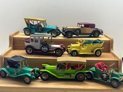 LOT 145: Vintage Lesney "Models of Yesteryear" - 1911 Maxwell Roadster, 1912 Simplex, 1911 Renault, 1912 Rolls Royce, 1904...