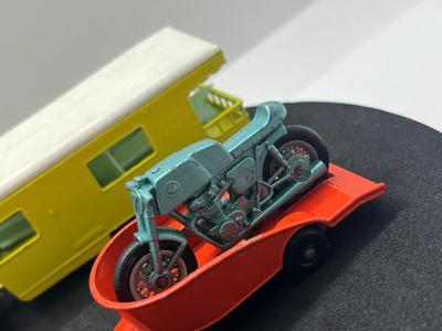 LOT 147: Vintage Lesney Matchbox Vehicles - Field Car, Trailer Caravan, Land Rover Safari and More