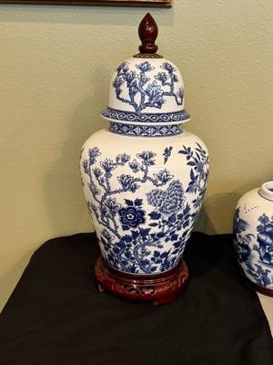 21" Ginger Jar with Lid Wooden Finial and Wooden Stand Blue and White Floral