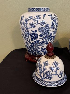 21" Ginger Jar with Lid Wooden Finial and Wooden Stand Blue and White Floral