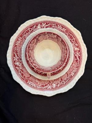 Antique Red and White Transferware Mason's England Ironstone 4 Piece Lot