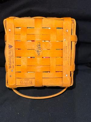 5" Longaberger Basket with Original Lining and Plastic 2000 Let It Snow