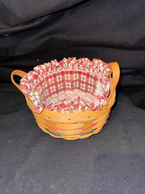 7" Longaberger Round Basket with Original Lining and Plastic 2001