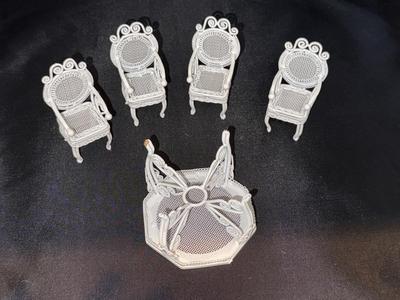 Vintage Miniature Dollhouse Furniture 1:16 Scale Metal Wire Table & 4 Chairs