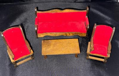 Vintage Miniature Dollhouse Furniture 1:12 Scale Couch Coffee Table & 2 Chairs