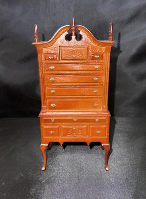 Chippendale Style - Heavy - Wooden Highboy - 11 Working Drawers 1:12