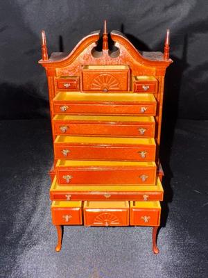 Chippendale Style - Heavy - Wooden Highboy - 11 Working Drawers 1:12
