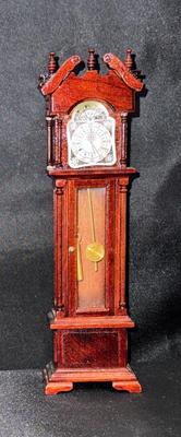 Grandfather Clock 1:12 Miniature Dollhouse Furniture