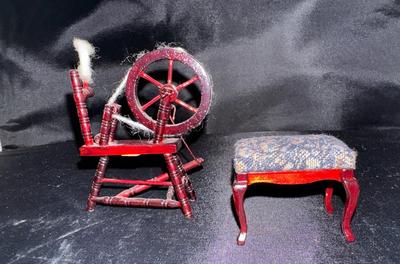 Wooden Spinning Wheel & Bench Vintage Miniature Dollhouse Furniture 1:12 Scal