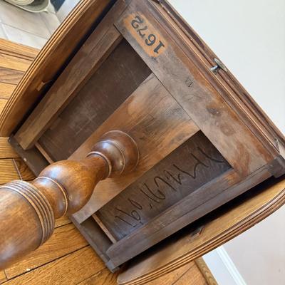 Imperial Grand Rapids Drop Leaf Side Table (LR-BM)