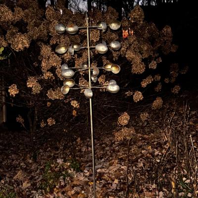 Sale Photo Thumbnail #1070: Outdoor Metal  "Spoons" Spinner Yard Decoration