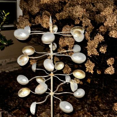 Sale Photo Thumbnail #1068: Outdoor Metal  "Spoons" Spinner Yard Decoration