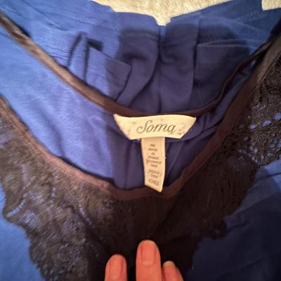 Sale Photo Thumbnail #1134: Women's Plus SIze Pajama Sets and Loungewear
XL & 1X