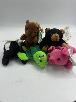 Sale Photo Thumbnail #821: .