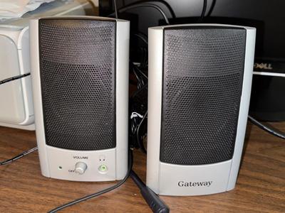 Office Lot Computer Screen, Printer, Phone, Speakers…