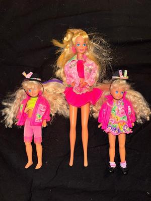 Vintage 1990s Barbie & Twin Skippers