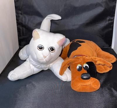 Vintage Pound Puppy and Kitten