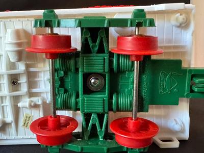 1986 New Bright Train Pump Car Disney Snow White Dwarves