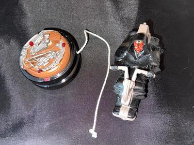 Star Wars 4" Action Figure Lot & R2D2 32