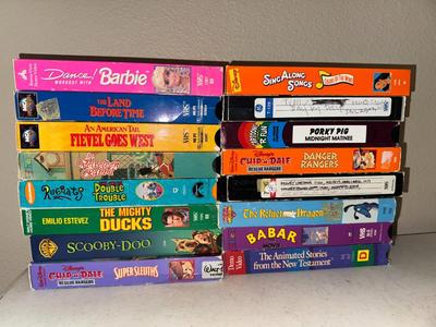 VHS Children's Movies - Lot of 16