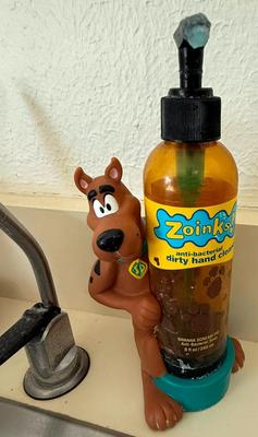 "Truckload LOT" includes contents of apartment as pictured in almost 200 images! - Bulk Buyer, Reseller, Major Collector -...