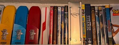 "Truckload LOT" includes contents of apartment as pictured in almost 200 images! - Bulk Buyer, Reseller, Major Collector -...