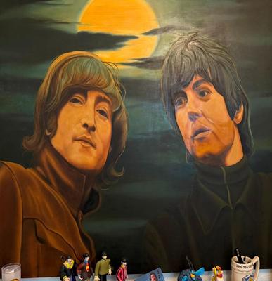 "Truckload LOT" includes contents of apartment as pictured in almost 200 images! - Bulk Buyer, Reseller, Major Collector -...