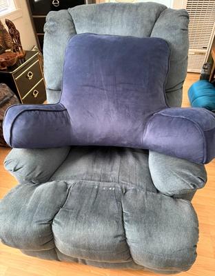 "Truckload LOT" includes contents of apartment as pictured in almost 200 images! - Bulk Buyer, Reseller, Major Collector -...