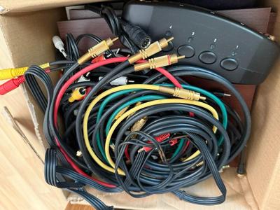 "Truckload LOT" includes contents of apartment as pictured in almost 200 images! - Bulk Buyer, Reseller, Major Collector -...