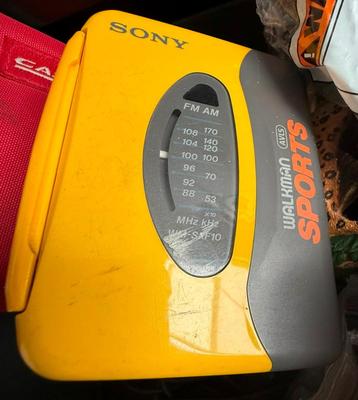 "Truckload LOT" includes contents of apartment as pictured in almost 200 images! - Bulk Buyer, Reseller, Major Collector -...