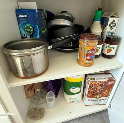 "Truckload LOT" includes contents of apartment as pictured in almost 200 images! - Bulk Buyer, Reseller, Major Collector -...