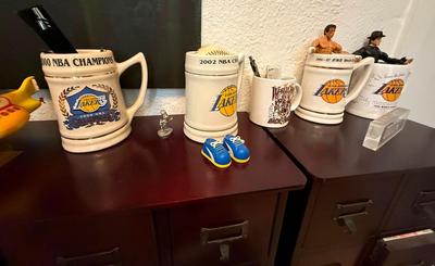 "Truckload LOT" includes contents of apartment as pictured in almost 200 images! - Bulk Buyer, Reseller, Major Collector -...