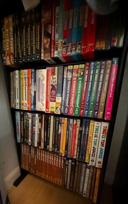 "Truckload LOT" includes contents of apartment as pictured in almost 200 images! - Bulk Buyer, Reseller, Major Collector -...