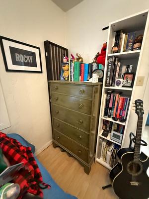 "Truckload LOT" includes contents of apartment as pictured in almost 200 images! - Bulk Buyer, Reseller, Major Collector -...