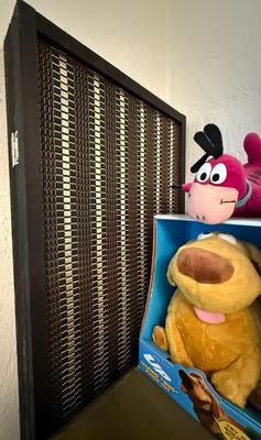 "Truckload LOT" includes contents of apartment as pictured in almost 200 images! - Bulk Buyer, Reseller, Major Collector -...