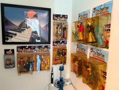 "Truckload LOT" includes contents of apartment as pictured in almost 200 images! - Bulk Buyer, Reseller, Major Collector -...