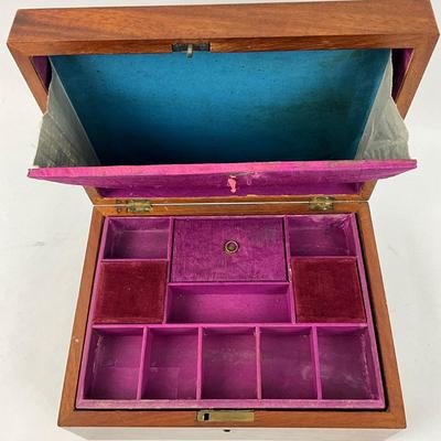 Sale Photo Thumbnail #394