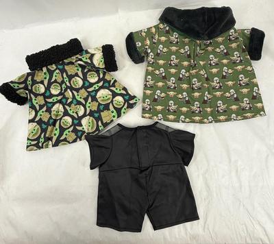 Sale Photo Thumbnail #42: In good vintage condition with Yoda print and Darth Vader costume.