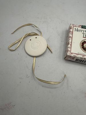 Sale Photo Thumbnail #894: .