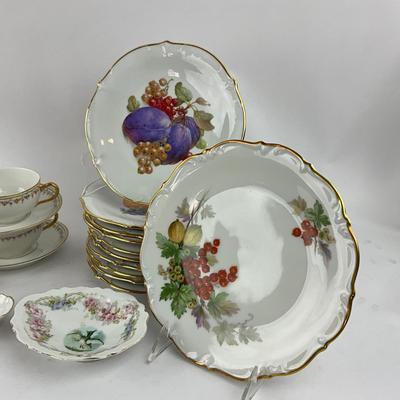 K198 Set Of Limoge Porcelain Fruit Plates And Bouillon Cups