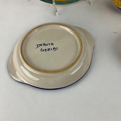 220 Hand Painted Italian Peacock Feather Majolica Pottery