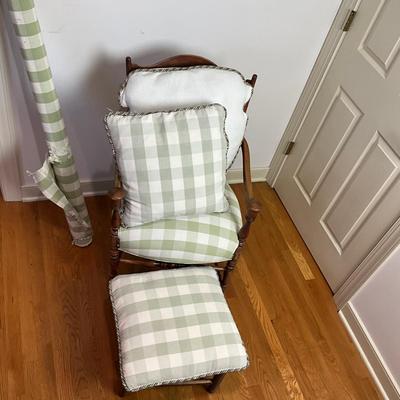 B227 Antique Rush Seat Stool & Ladder Back Arm Chair With Green & White Gingham Cushion